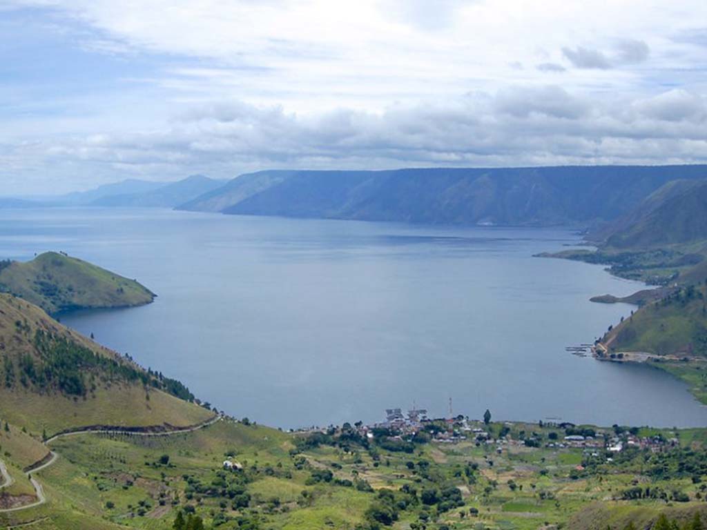 laketoba balitour gallery_0011_toba lake