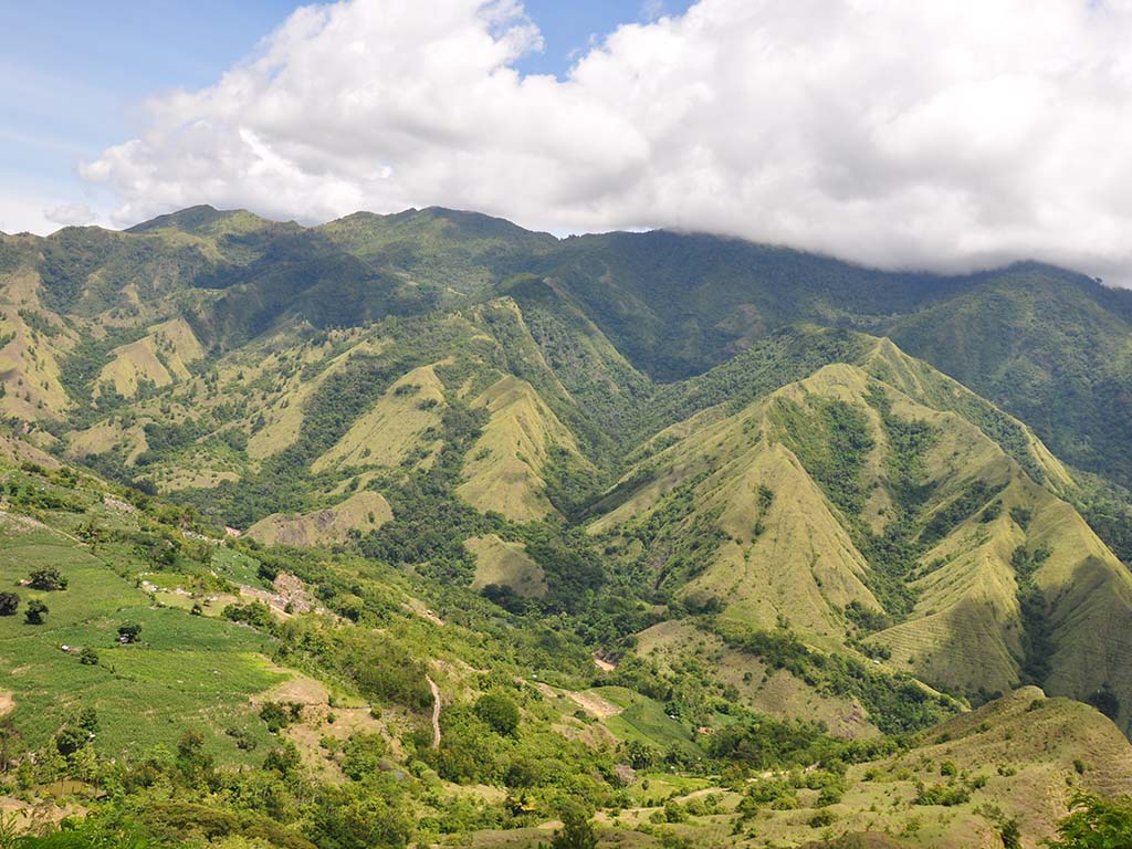 The Ultimate Tana Toraja Itinerary for Culture Seekers